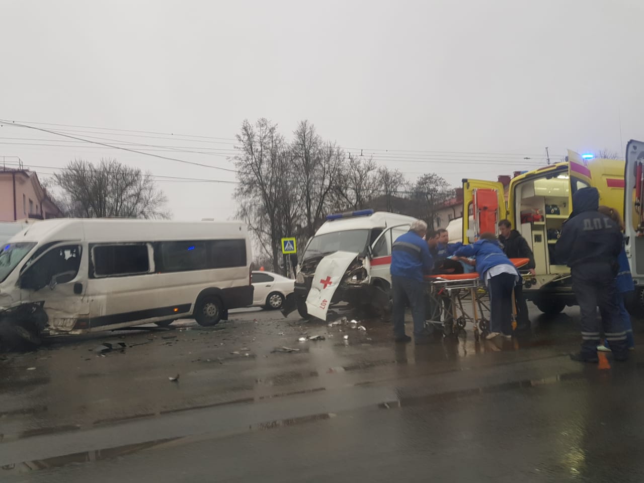 Столкновение в Брянске маршрутки и 