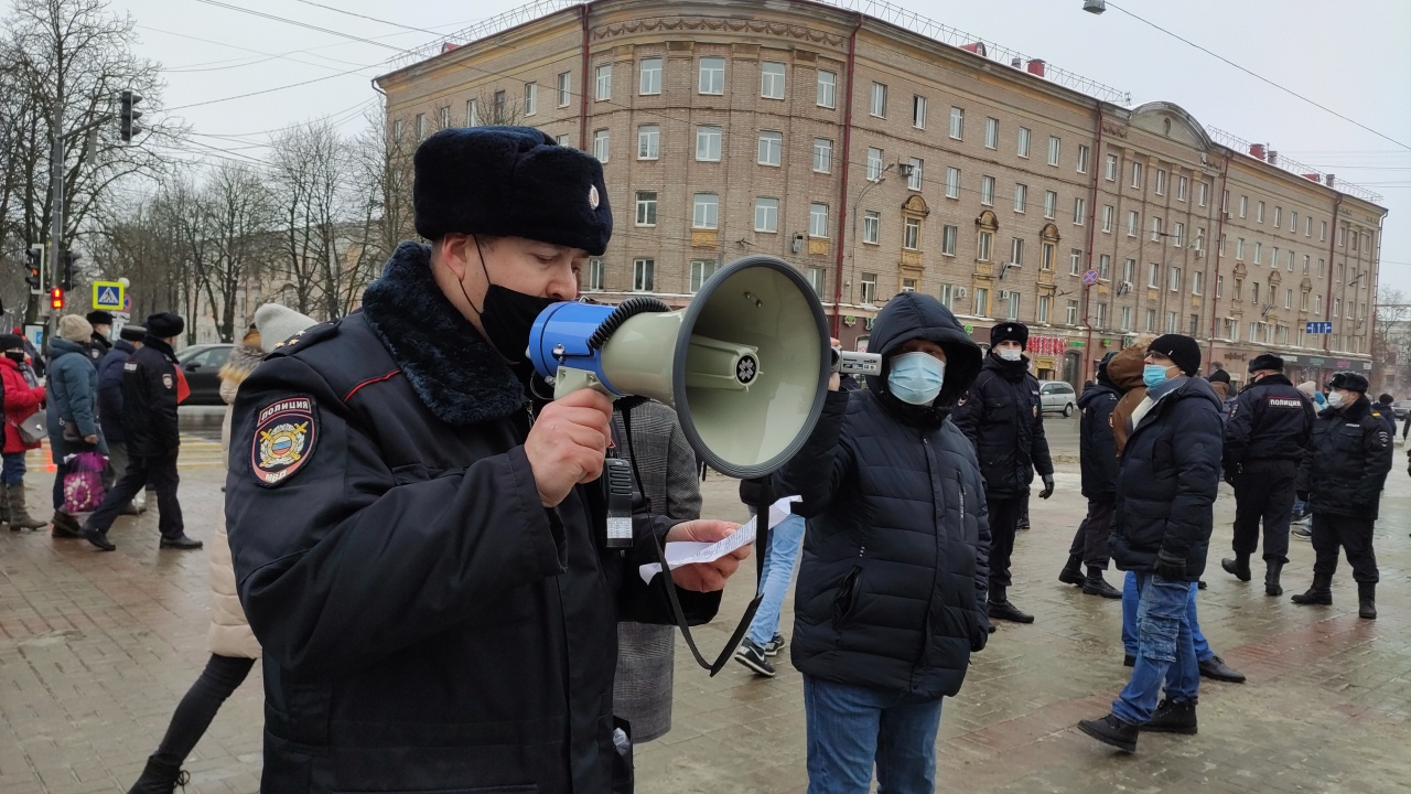 Брянцев, желающих служить в МВД и экс-сотрудников правопорядка, позвали на  службу в полицию новых регионов России в упрощённом порядке - Брянский  ворчун