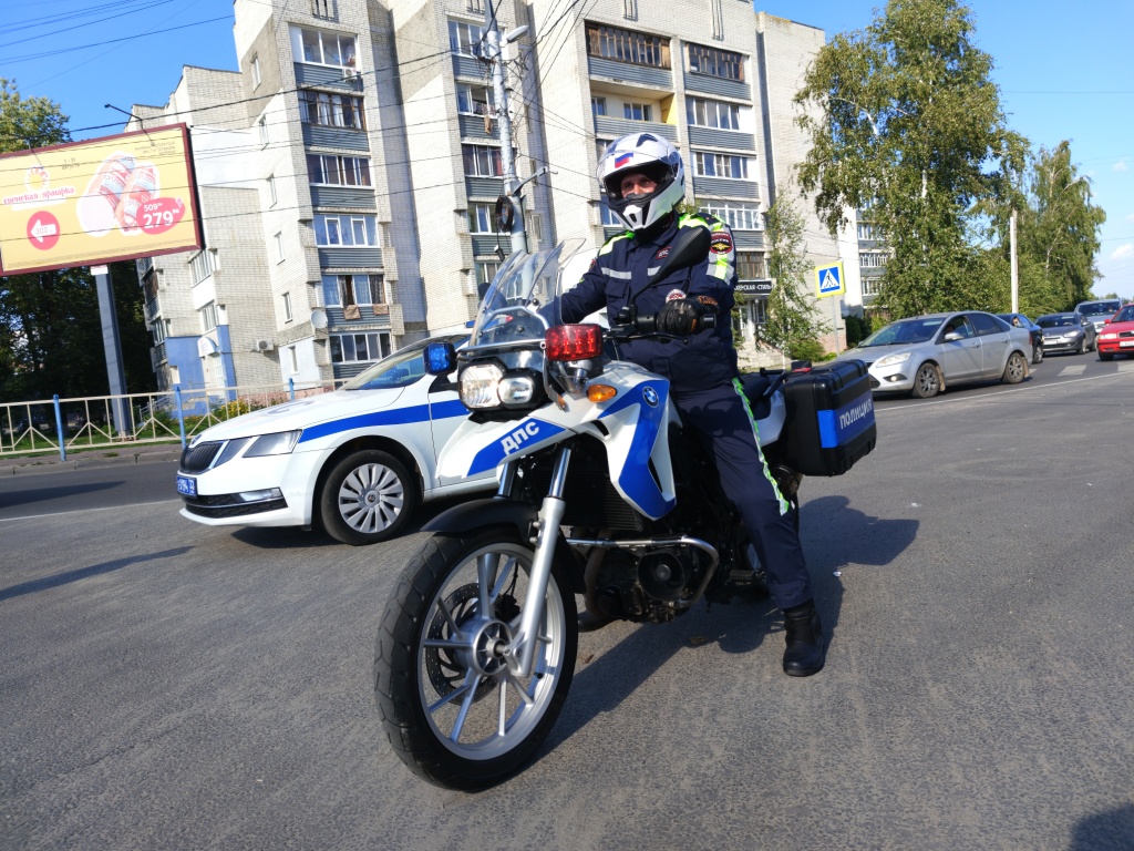 Появились фотографии выехавшего на дороги Брянска первого мотопатруля ДПС -  новой грозы нарушителей ПДД - Брянский ворчун