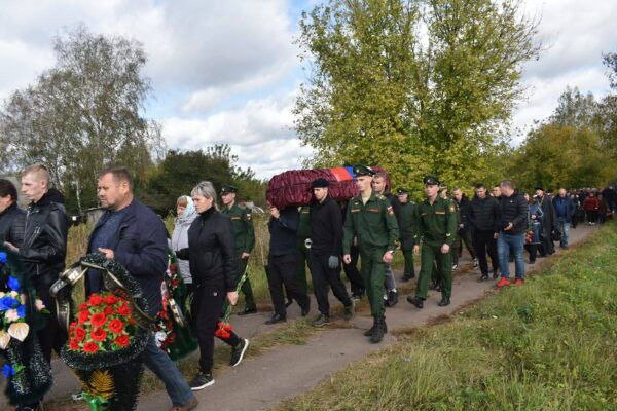 В Жирятинском районе простились с младшим сержантом Мизгачевым - Брянский  ворчун