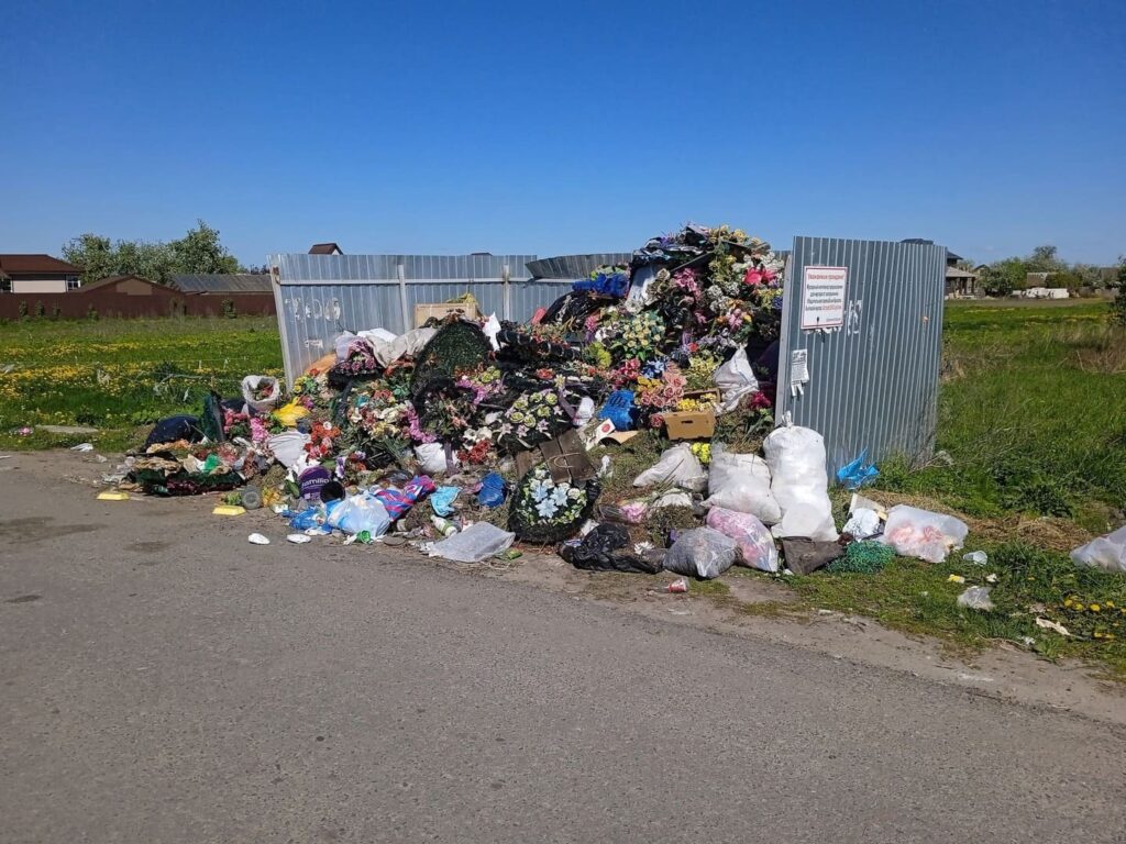 Сельские чиновники Брянского района пожаловались на мусорного оператора 