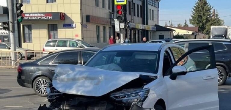 Москва брянск на карте расстояние. Город брянск. Брянск гомель маршрут. От москвы до брянска. Путь от москвы до гомеля.