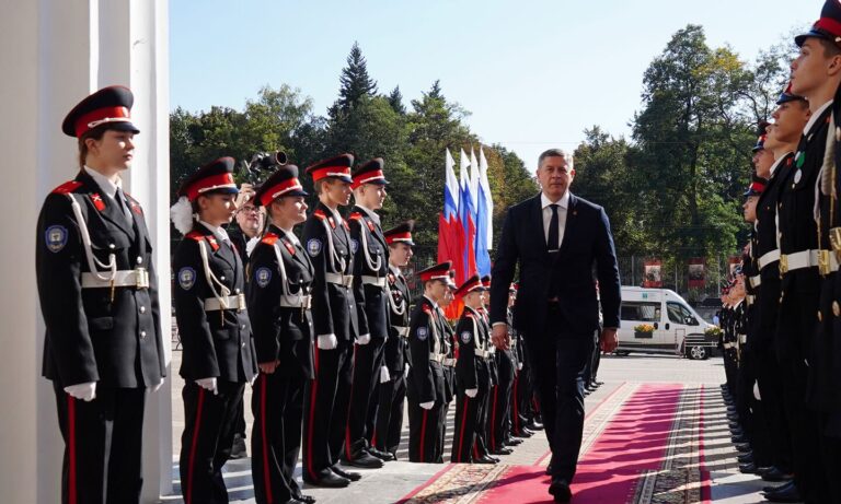 Народу показали фото и видео с инаугурации 4-го губернатора Брянщины Ковальчука